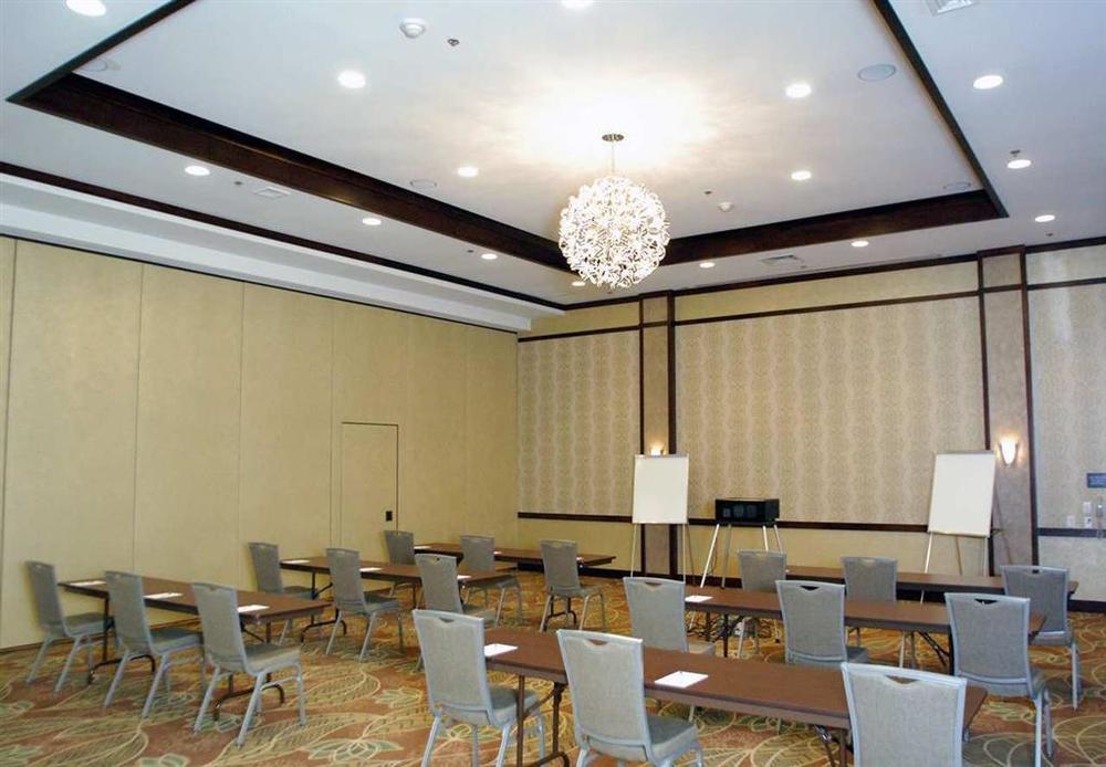 Hampton Inn & Suites Philadelphia/Бенсалем Съоръжения снимка
