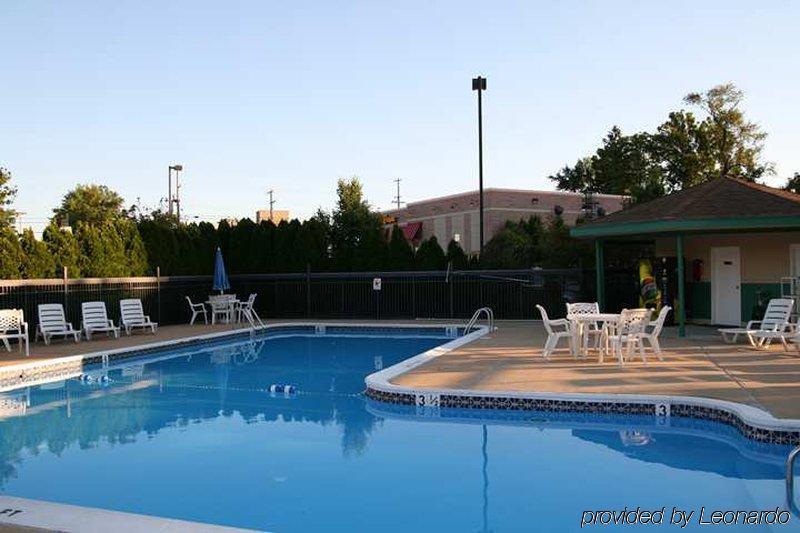 Hampton Inn & Suites Philadelphia/Бенсалем Съоръжения снимка